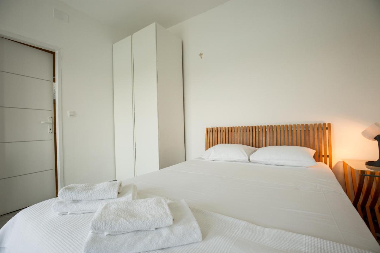 Apartment Visnjic Grebaštica
